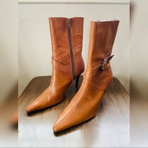 Guess Brown Leather Heeled Boots 👢
